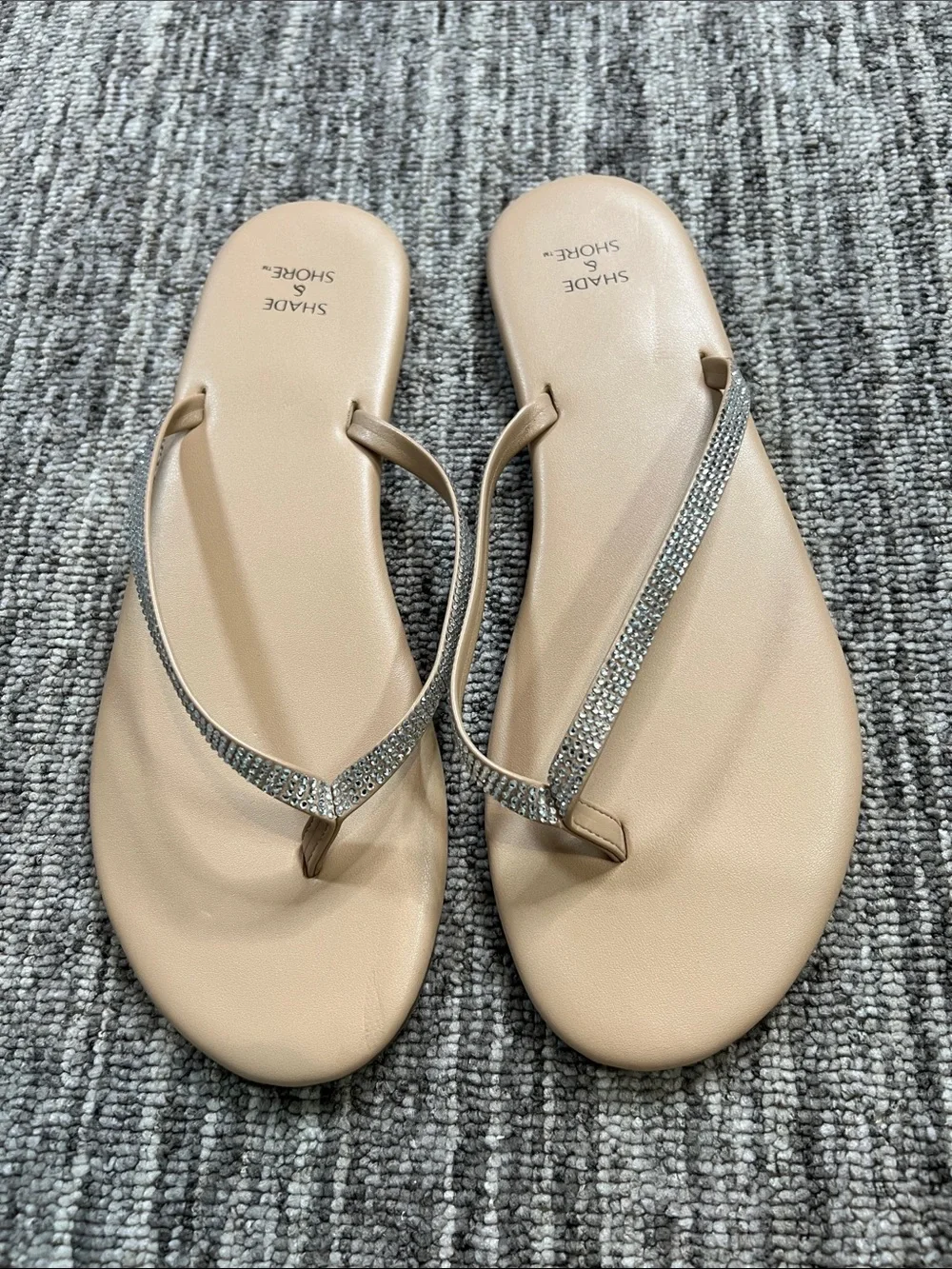 Shade & Shore Beige Rhinestone Thong Sandals Size 10